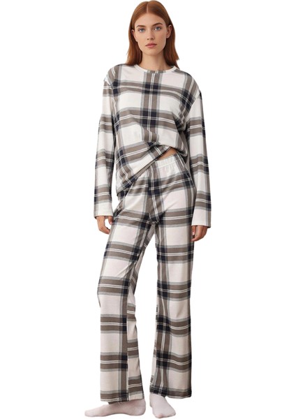 Kadın Ekose Desenli Bisiklet Yaka Pijama Takımı Fonksiyonel Dayanıklı Kaliteli Konforlu Şık fırsatları