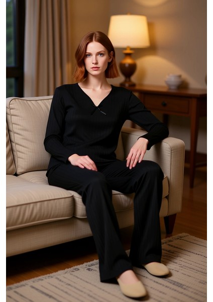 Kadın Fitilli Örme V Yaka Pijama Takımı Baby Overlok Detaylı Fonksiyonel Dayanıklı Estetik