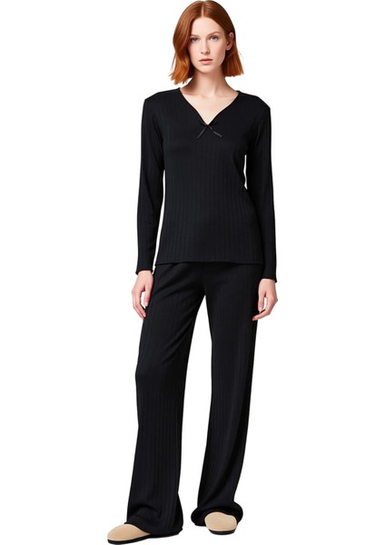 Kadın Fitilli Örme V Yaka Pijama Takımı Baby Overlok Detaylı Fonksiyonel Dayanıklı Estetik fırsatları