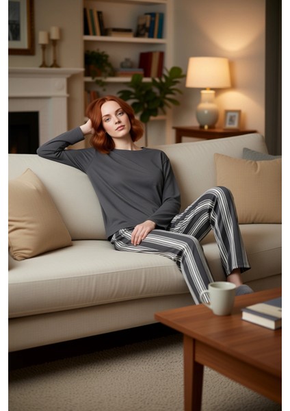 Kadın Antrasit Çizgili Pamuklu Pijama Takımı Fonksiyonel Dayanıklı Kaliteli Konforlu Rahat