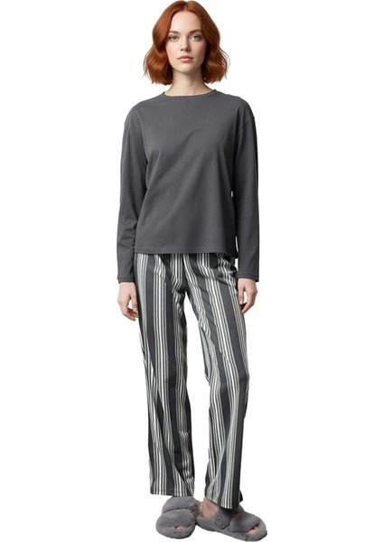 Kadın Antrasit Çizgili Pamuklu Pijama Takımı Fonksiyonel Dayanıklı Kaliteli Konforlu Rahat fırsatları