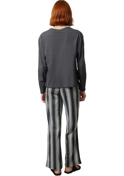 Kadın Antrasit Çizgili Pamuklu Pijama Takımı Fonksiyonel Dayanıklı Kaliteli Konforlu Rahat indirimleri