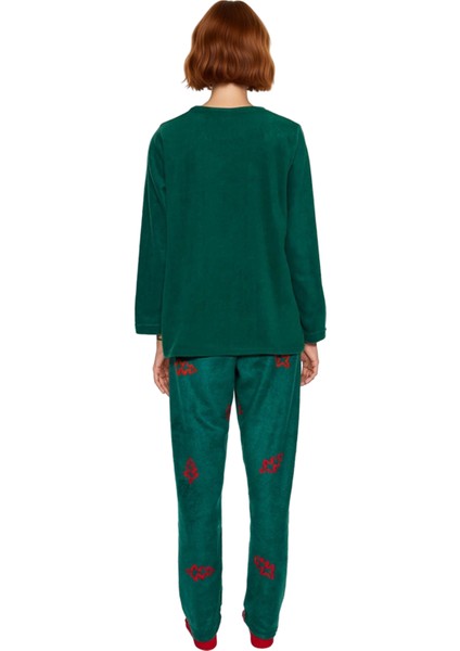 Kadin Yesil Yılbaşı Temali Polar Pijama Takımı Fonksiyonel Dayanıklı Kaliteli Konforlu Şık indirimleri