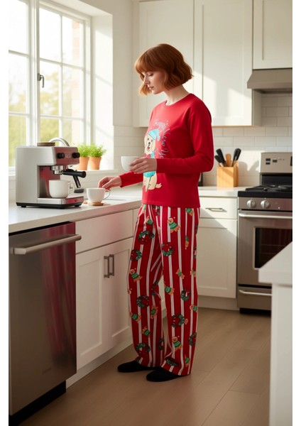 Kadin Kirmizi Kopek Baskılı Uzun Kollu Pijama Takımı Fonksiyonel Dayanıklı Kaliteli Modern fiyatları