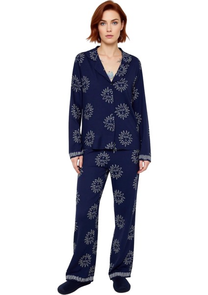 Kadın Galaksi Baskılı Gömlek ve Pantolon Pijama Takımı Fonksiyonel Dayanıklı Kaliteli Spor fırsatları