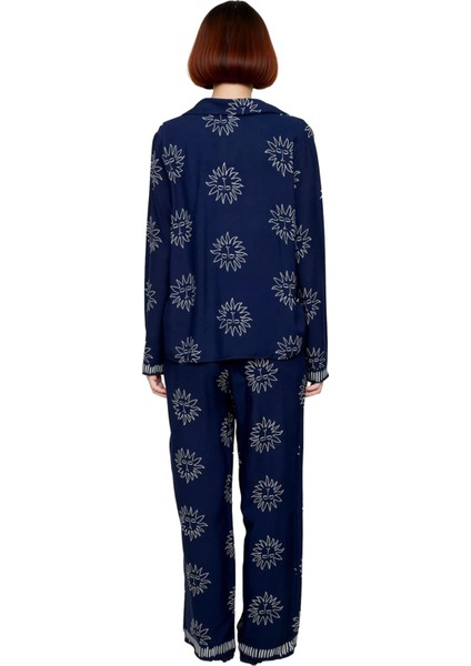 Kadın Galaksi Baskılı Gömlek ve Pantolon Pijama Takımı Fonksiyonel Dayanıklı Kaliteli Spor indirimleri