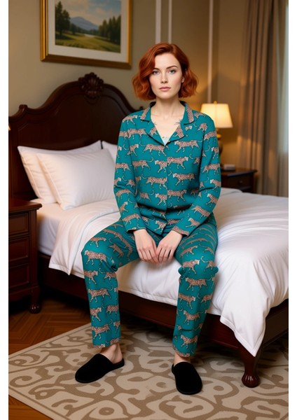Kadın Kaplan Desenli Gömlek Yaka Pijama Takımı Fonksiyonel Dayanıklı Kaliteli Konforlu Şık modelleri