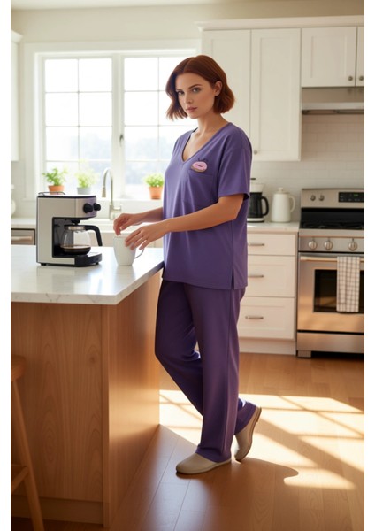 Kadın Lila Baskılı Cep Detaylı V Yaka Kısa Kollu Pijama Takımı Fonksiyonel Dayanıklı Rahat fiyatları
