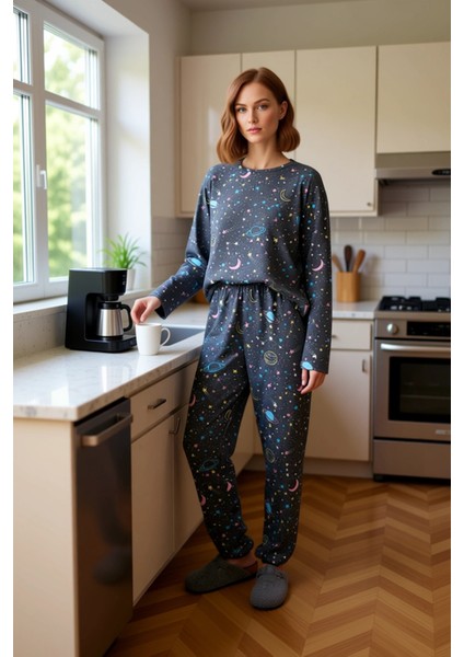 Kadın Galaksi Baskılı Pijama Takımı Uzun Kollu Bisiklet Yaka Fonksiyonel Dayanıklı Estetik fiyatları