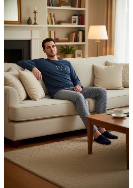 Erkek Geometrik Desenli Bisiklet Yaka Pijama Takımı Fonksiyonel Dayanıklı Kaliteli Estetik