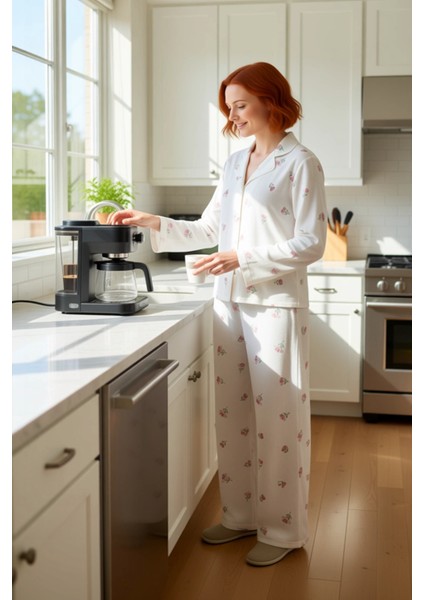 Kadın Çiçekli Gömlek Yaka Pijama Takımı Fonksiyonel Dayanıklı Kaliteli Konforlu Estetik Şık fiyatları