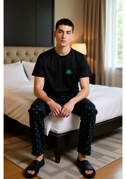 Erkek Yonca Desenli Bisiklet Yaka Pijama Takımı Fonksiyonel Dayanıklı Kaliteli Konforlu Şık modelleri