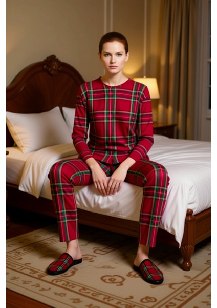 Kadın Ekose Pijama Takımı Bisiklet Yaka Uzun Kollu Fonksiyonel Dayanıklı Kaliteli Konforlu modelleri