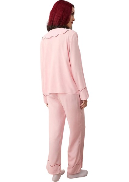 Kadın Çilek Nakışlı Viskon Gömlek Yaka Pijama Takımı Fonksiyonel Dayanıklı Kaliteli Modern indirimleri