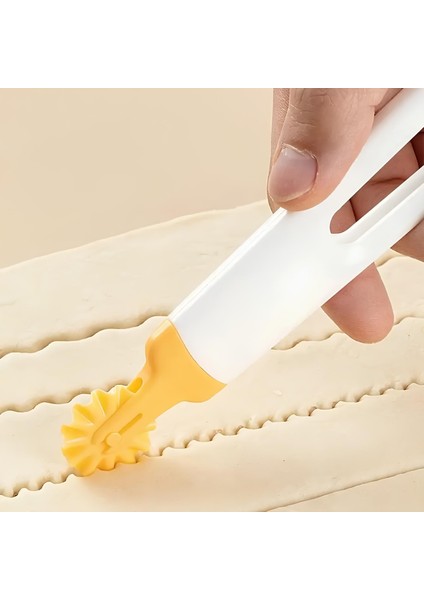 4 Başlıklı Hamur Kesici fırsatları