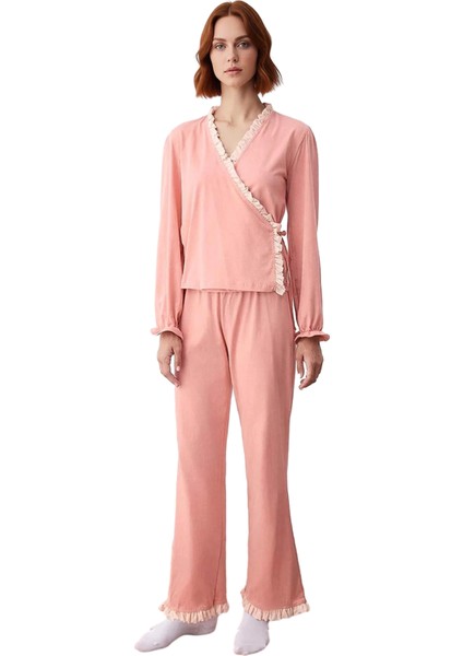 Kadın Fırfırlı Kruvaze Yaka Pijama Takımı Fonksiyonel Dayanıklı Kaliteli Konforlu Estetik Şık fırsatları