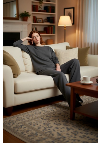 Kadın Antrasit Fitilli Örme Bisiklet Yaka Pijama Takımı Fonksiyonel Dayanıklı Kaliteli Şık