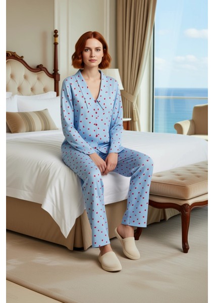 Kadın Kalp Desenli Gömlek Yaka Pijama Takımı Fonksiyonel Dayanıklı Kaliteli Konforlu Rahat modelleri
