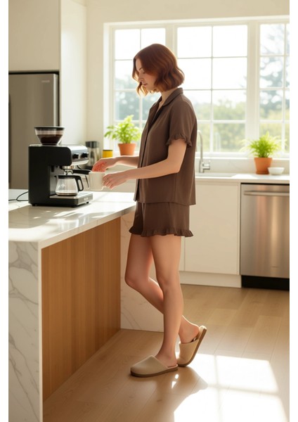 Kadın Müslin Fırfırlı Pijama Takımı Gömlek Şort Fonksiyonel Dayanıklı Kaliteli Konforlu Şık indirimleri