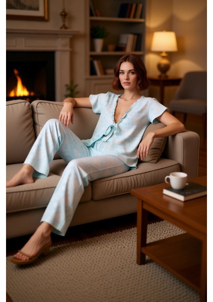 Kadın Etnik Desenli V Yaka Kısa Kollu Pijama Takımı Fonksiyonel Dayanıklı Kaliteli Estetik