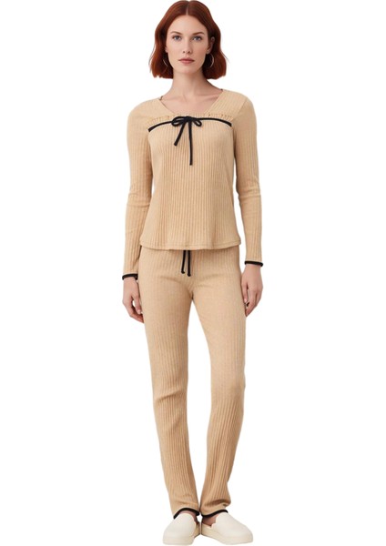 Kadın Fitilli Örme Fiyonk Detaylı Pijama Takımı Fonksiyonel Dayanıklı Kaliteli Konforlu Şık fırsatları