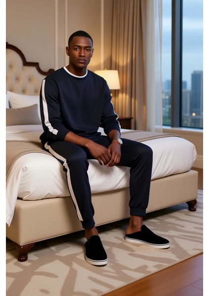 Erkek Yan Şeritli Bisiklet Yaka Örme Pijama Takımı Fonksiyonel Dayanıklı Kaliteli Konforlu modelleri