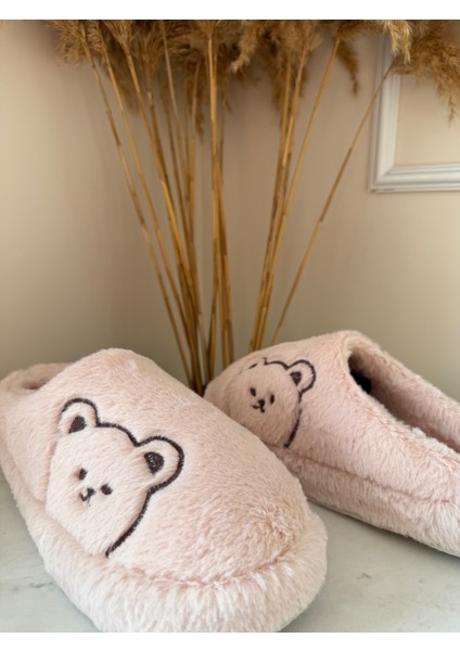 Modern Peluş Ekstra Hafif Kadın Ev Terliği Pembe