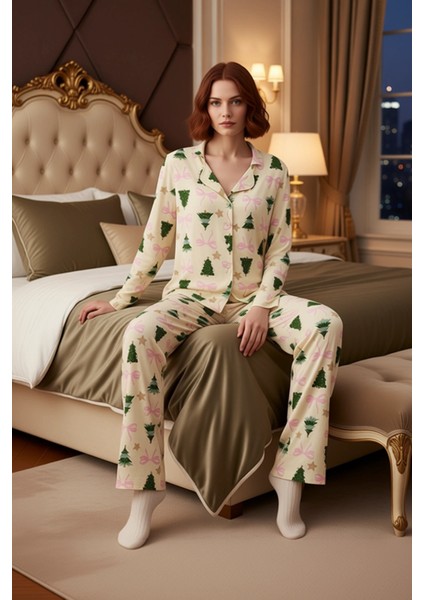 Kadın Yılbaşı Ağaç Desenli Gömlek ve Pantolon Pijama Takımı Fonksiyonel Dayanıklı Kaliteli modelleri