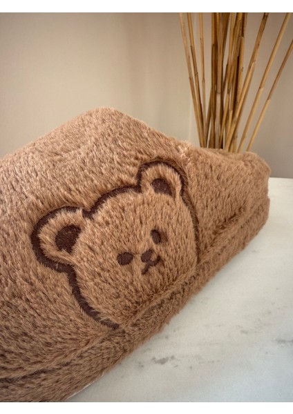 Modern Peluş Ekstra Hafif Kadın Ev Terliği