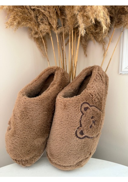 Modern Peluş Ekstra Hafif Kadın Ev Terliği modelleri