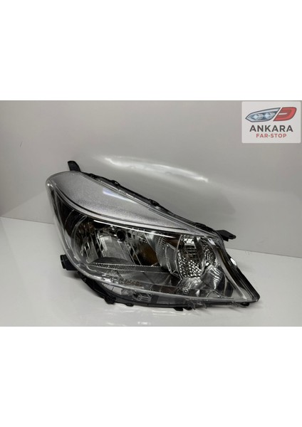 Toyota Yaris 2012 - 2014 Sağ Far Lambası (Sağ Far) fiyatları