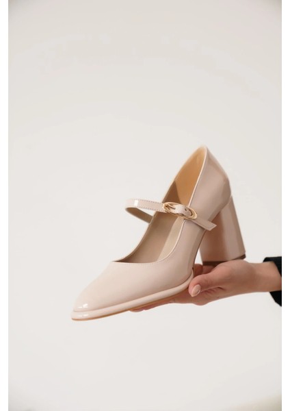 Bej Kadın Topuklu Ayakkabı