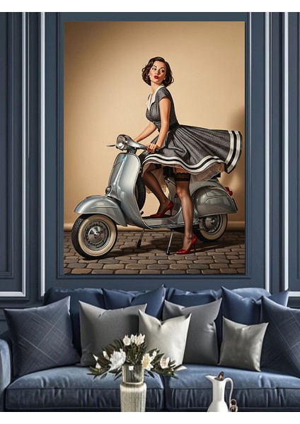 Scooter Üzerinde Şık Kadın Dekoratif Kanvas - Mdf Ahşap Tablo