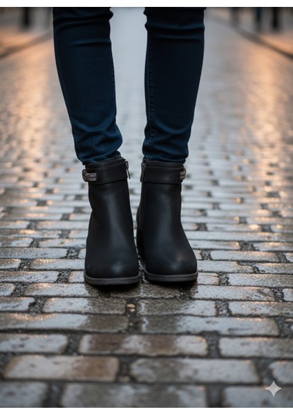 Kadın Siyah Bot modelleri