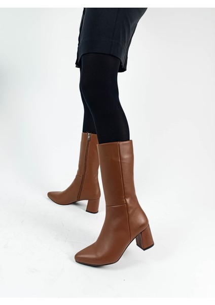 Hakiki Deri Taba Renk Sivri Burun Kalın Topuk Diz Altı 36-40 Numara Arası Kadın Çizme modelleri