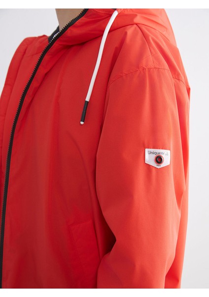 Özmarka Yeni Sezon Rahat Kalıp Kapüşonlu Erkek Orta Kalın Mont modelleri