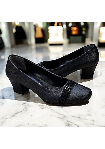 Taş Detaylı Küt Burun 5 cm Anne Model Bayan Topuklu Ayakkabı fiyatları