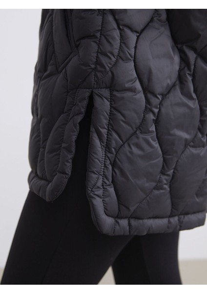 Yeni Sezon Kapüşonlu Kapitone Kadın Şişme Mont modelleri