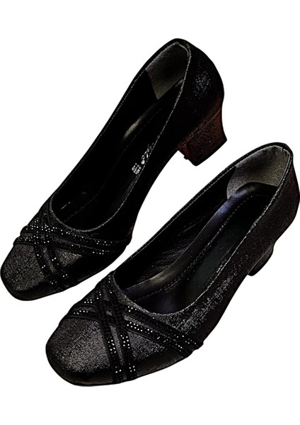 Taş Detaylı Küt Burun 5 cm Anne Model Bayan Topuklu Ayakkabı modelleri