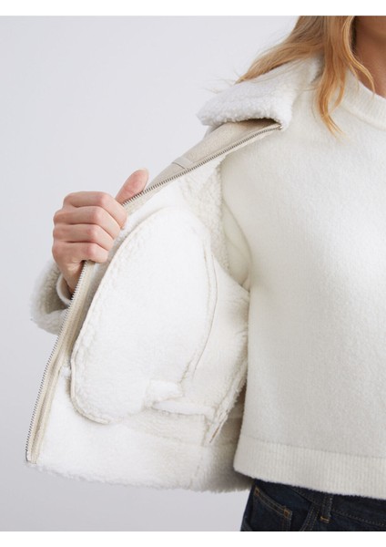 Ekru Gömlek Yaka Kadın Süet Mont fırsatları