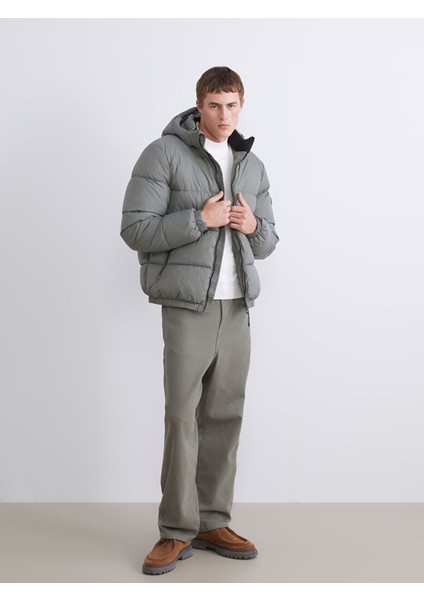 Yeni Sezon Standart Kalıp Kapüşonlu Erkek Şişme Mont fiyatları