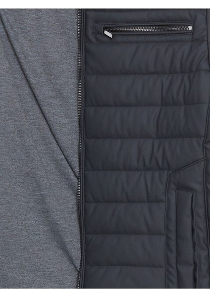 Özmarka Yeni Sezon Standart Kalıp Dik Yaka Erkek Deri Görünümlü Mont