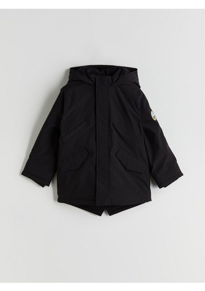 Kapüşonlu Astarlı Erkek Çocuk Mont modelleri