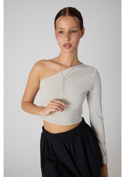 Gümüş Renkli Y Model Dövme Zincirli Kadın Kolye – Modern ve Zarif Tasarım fiyatları