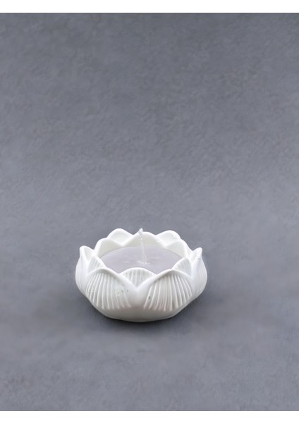 Dekoratif Lotus Çiçeği Formlu Hoş Kokulu %100 Doğal Soya Mum Zarif ve Mistik Tasarım - Ev Dekorasyonu, Medıtasyon, Yoga Alanları, Spa Atmosferi ve Özel Günler Için Şık ve Estetik Hediye Seçeneği modelleri