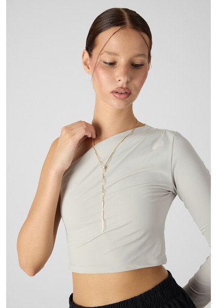 Altın Renkli Y Model Dövme Zincirli Kadın Kolye – Şık ve Göz Alıcı Tasarım fiyatları