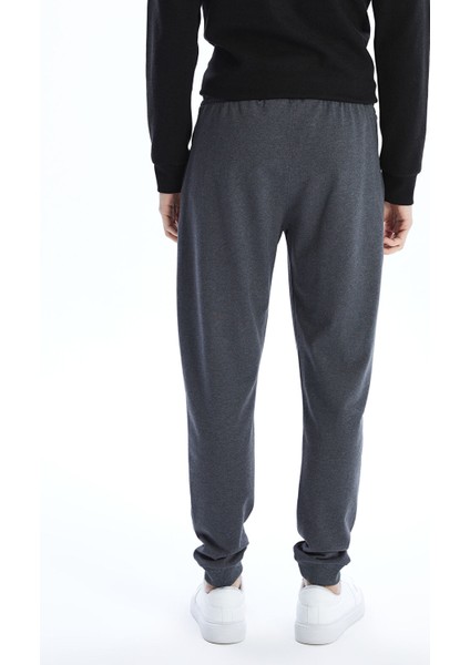 Yeni Sezon Standart Kalıp Erkek Jogger Eşofman Altı fırsatları