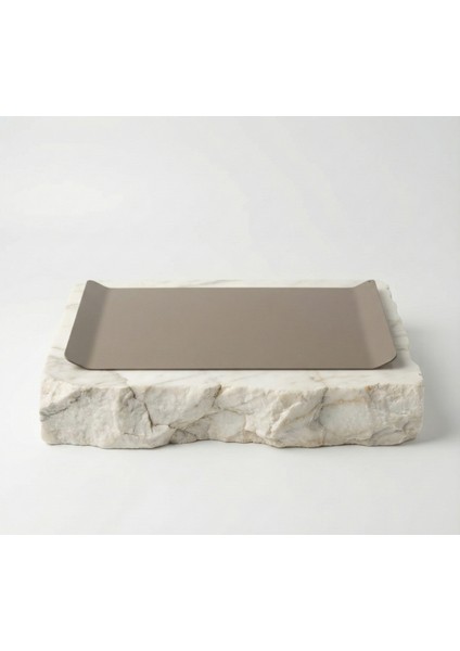 Lund TD-002 | Dekoratif Metal Tepsi – 35×20×2 cm | Gri Kahverengi Servis ve Orta Sehpa Tepsisi | Dayanıklı Metal Dekor Ürünü