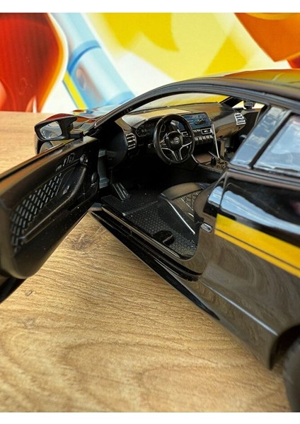 1:24 Bmw M8 Diecast Araba Kapılar Bagaj Kaput Açılır Sesli ve Işıklı Bmw M8 Diecast Model Araba Bmw fırsatları