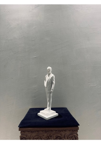 Atatürk Heykeli Biblo 42×13 cm | Büyük Boy Dekoratif Polyester Obje | Ev & Ofis Kullanımı | Koleksiyonluk Sanat Objeleri modelleri